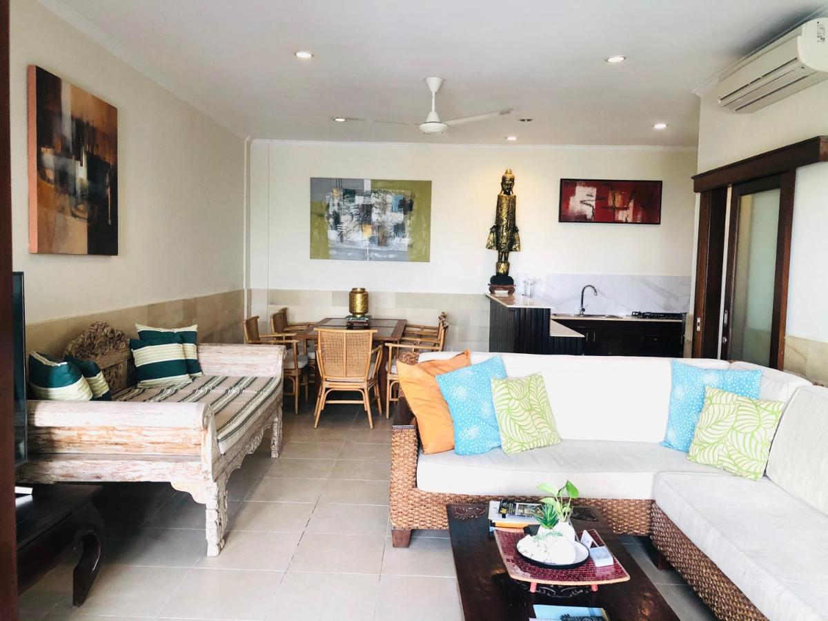 Villa Carissa Seminyak Centre, Bali By Le Ciel Hospitality ภายนอก รูปภาพ