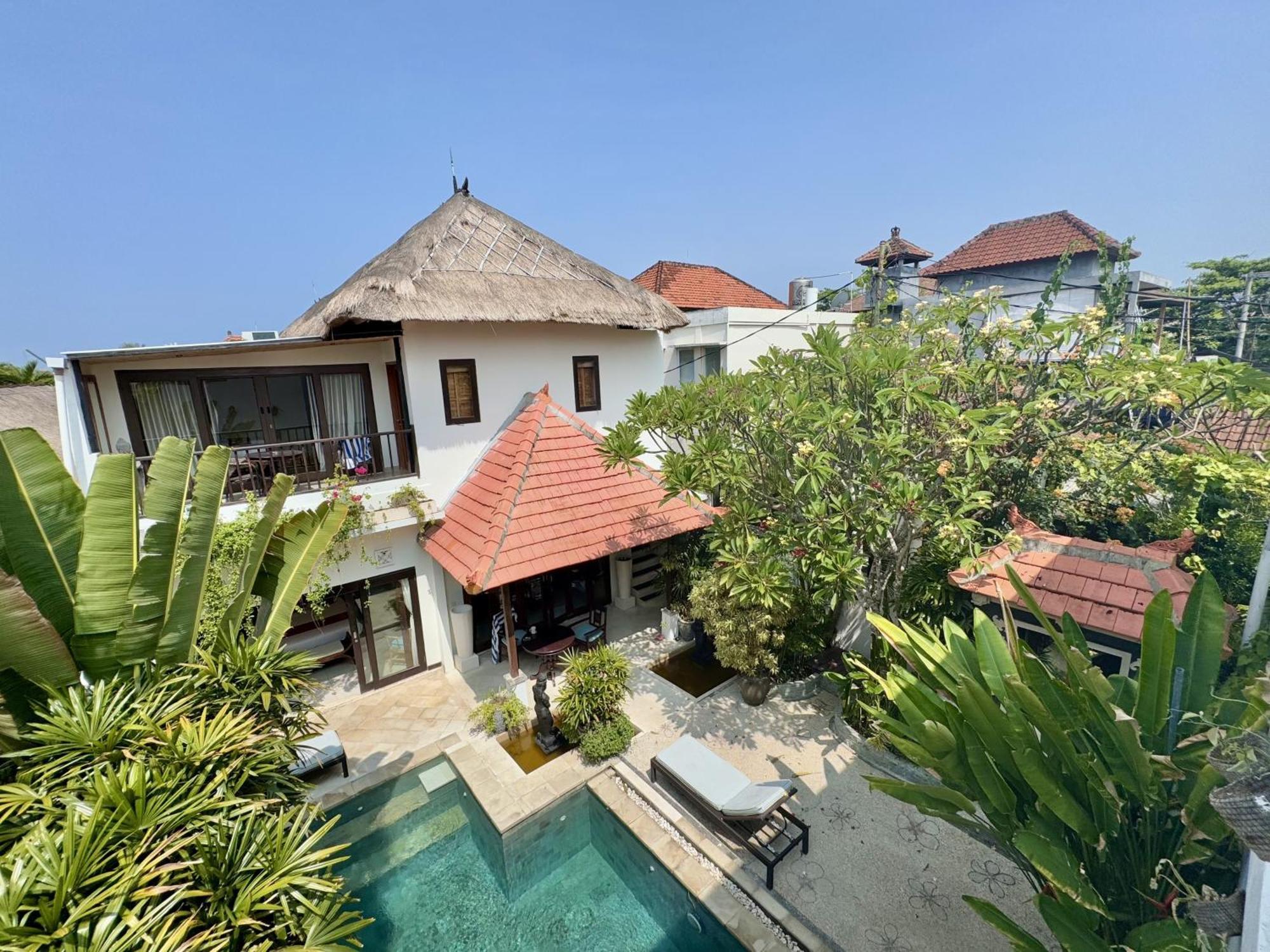 Villa Carissa Seminyak Centre, Bali By Le Ciel Hospitality ภายนอก รูปภาพ